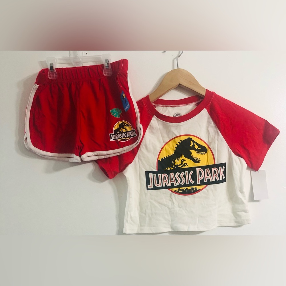 Kid’s Jurassic Park 2Pcs outfit set crop top and Short retro red.S(6-6X)